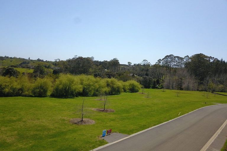 Photo of property in 12 Withers Crescent, Halswell, Christchurch, 8025