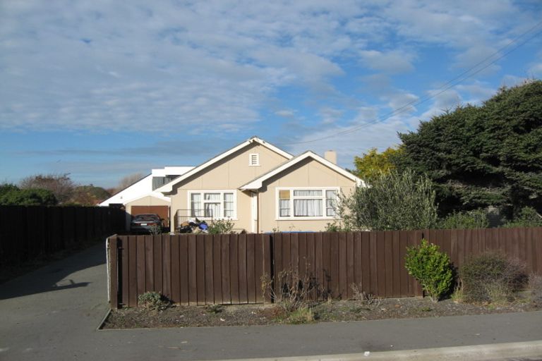 Photo of property in 2/39 Bellamy Avenue, New Brighton, Christchurch, 8061