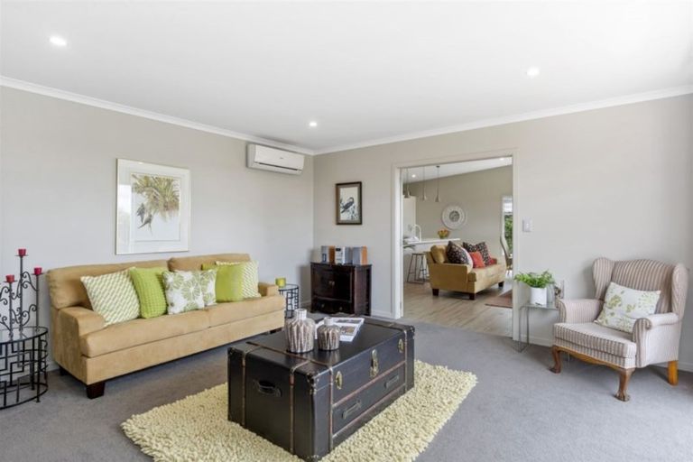 Photo of property in 30 Harbelle Close, Bethlehem, Tauranga, 3110