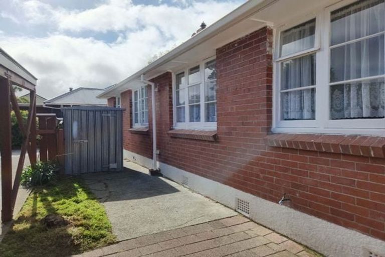 Photo of property in 199 Riverside Drive, Waterloo, Lower Hutt, 5011