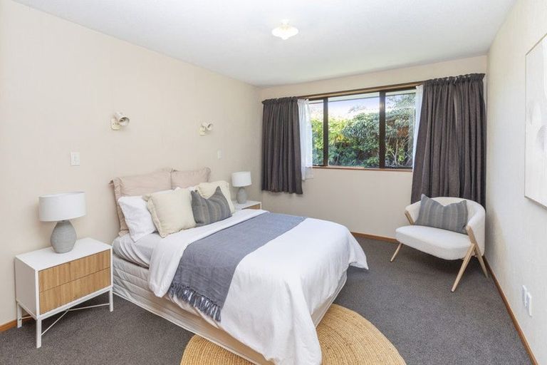 Photo of property in 2/84a Withells Road, Avonhead, Christchurch, 8042