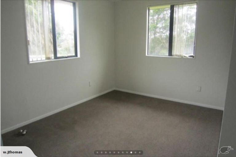 Photo of property in 46 San Valentino Drive, Henderson, Auckland, 0612