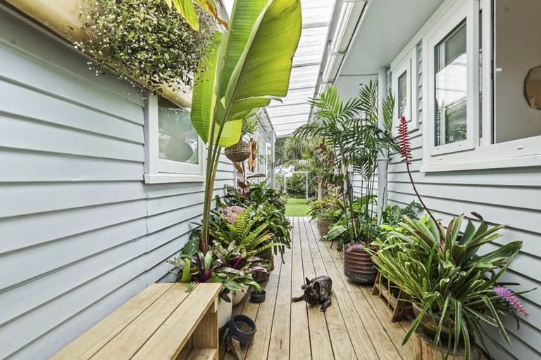 Photo of property in 144 Pioneer Road, Spotswood, New Plymouth, 4310