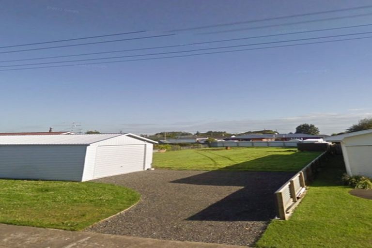 Photo of property in 41 Mauchline Street, Wallacetown, 9816