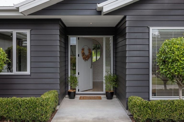 Photo of property in 119 Arataki Road, Havelock North, 4130