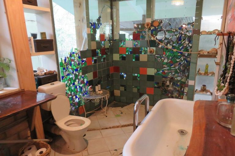 Photo of property in 950 Matakana Valley Road, Whangaripo, Wellsford, 0972