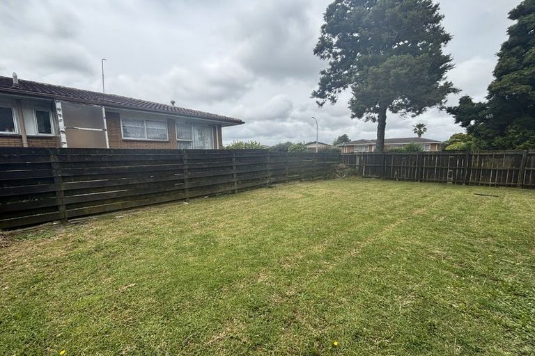 Photo of property in 27 John Walker Drive, Manurewa, Auckland, 2102