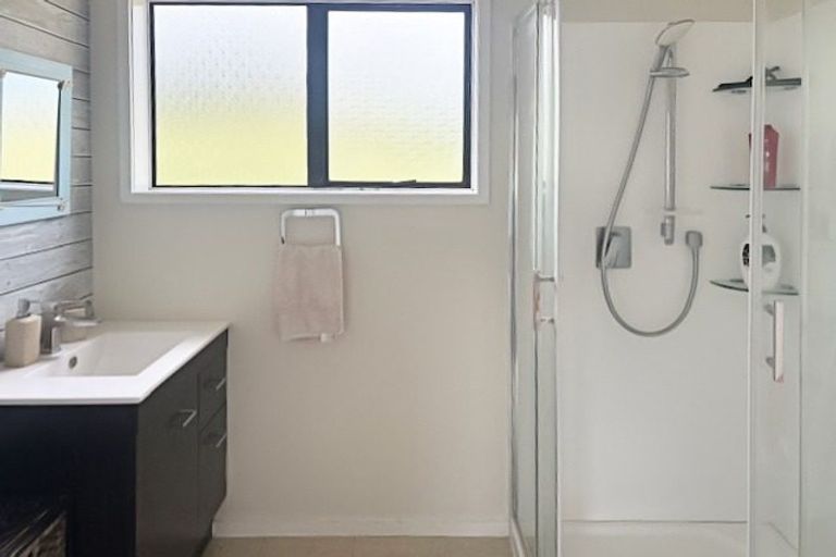 Photo of property in 115 Koputara Road, Himatangi Beach, Foxton, 4891