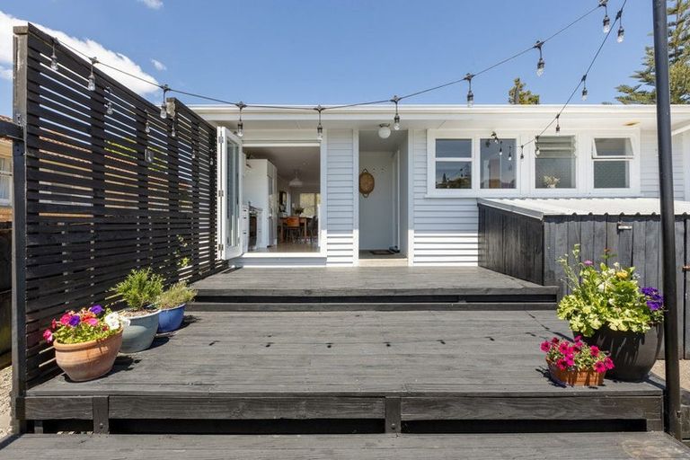 Photo of property in 103 Sherwood Street, Bellevue, Tauranga, 3110