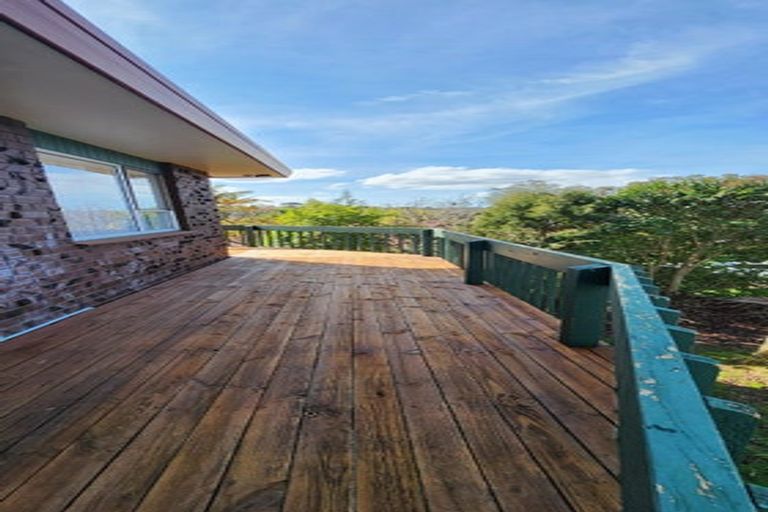 Photo of property in 2/54 Redwing Street, Browns Bay, Auckland, 0630