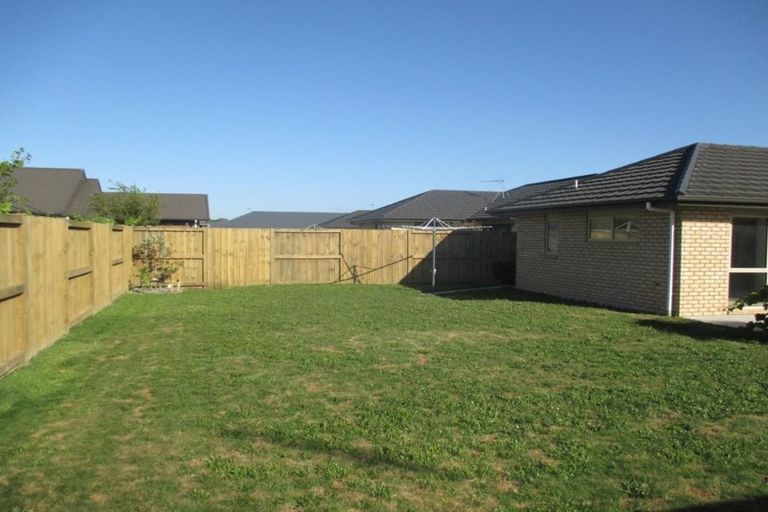 Photo of property in 12 Piwakawaka Court, Rototuna North, Hamilton, 3210