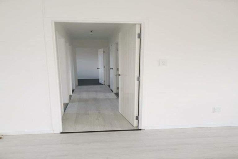 Photo of property in 1/20 Armada Drive, Ranui, Auckland, 0612