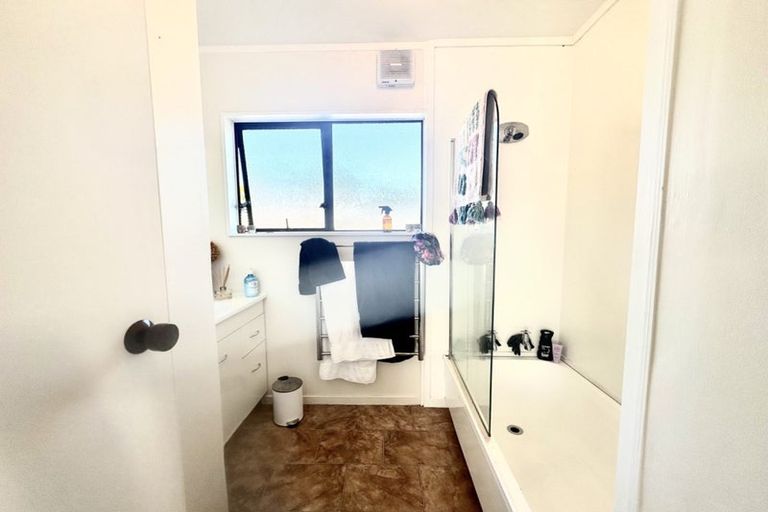 Photo of property in 3/264a Fergusson Drive, Heretaunga, Upper Hutt, 5018