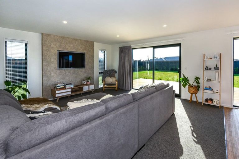 Photo of property in 3 Cedric Place, Darfield, 7510