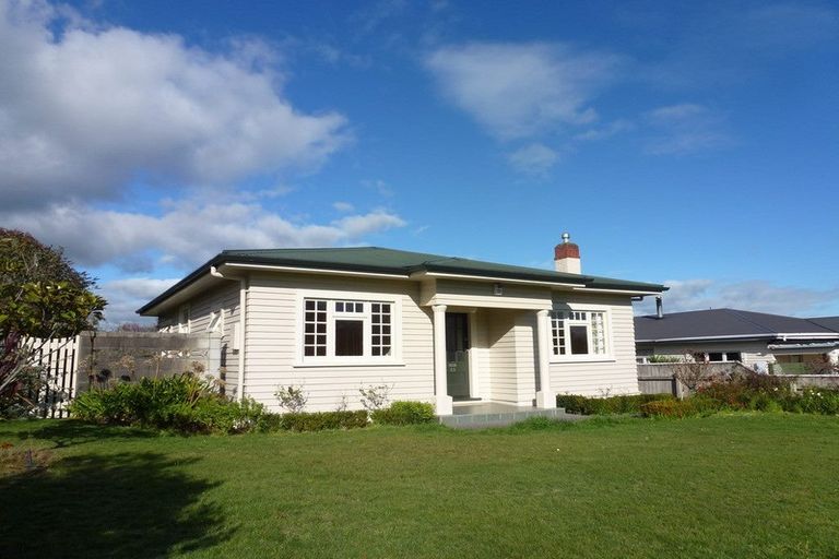 Photo of property in 42 Matamau Street, Palmerston North, 4414