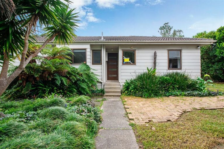 Photo of property in 42 Arodella Crescent, Ranui, Auckland, 0612