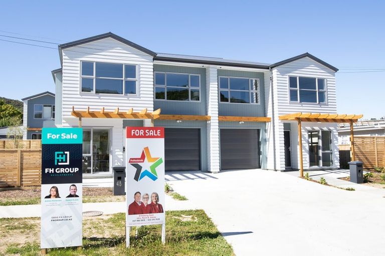 Photo of property in 4a Horoeka Street, Stokes Valley, Lower Hutt, 5019