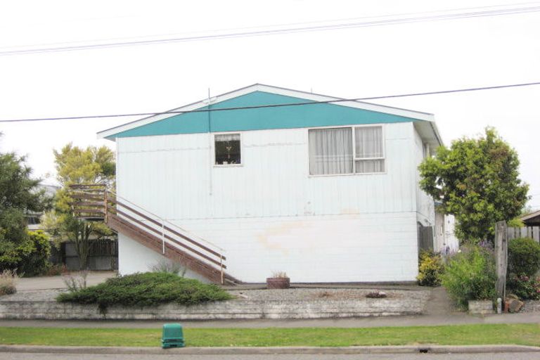 Photo of property in 1/122 Packe Street, Edgeware, Christchurch, 8013