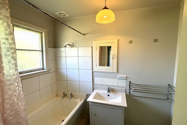 Photo of property in 294 Opawa Road, Hillsborough, Christchurch, 8022