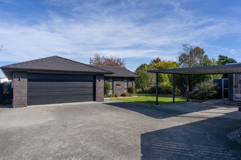 Photo of property in 74a Park Road, Carterton, 5713