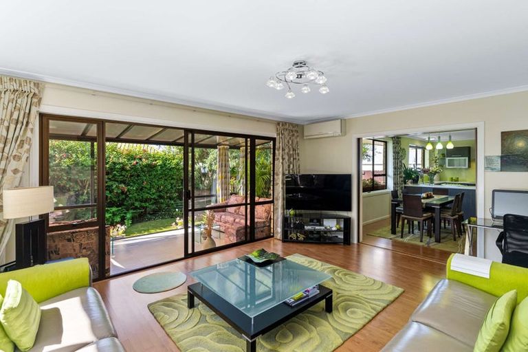 Photo of property in 8 Paprika Place, Bishopdale, Christchurch, 8053