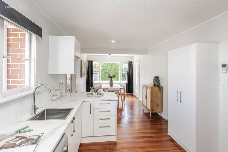 Photo of property in 25 Fenhall Street, Russley, Christchurch, 8042