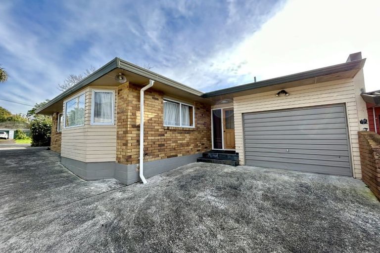 Photo of property in 1/8 Miro Road, Mangere Bridge, Auckland, 2022