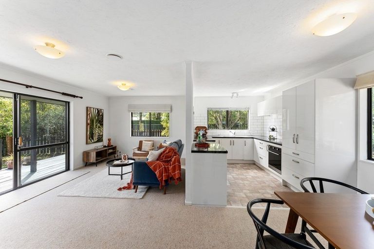 Photo of property in 76a Elizabeth Street, Waikanae, 5036