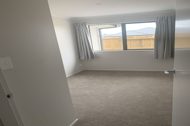 Photo of property in 39 Hanlow Place, Pyes Pa, Tauranga, 3112