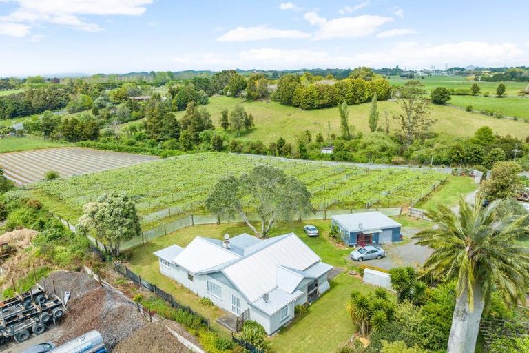 Photo of property in 988 Otaika Valley Road, Maungatapere, Whangarei, 0170