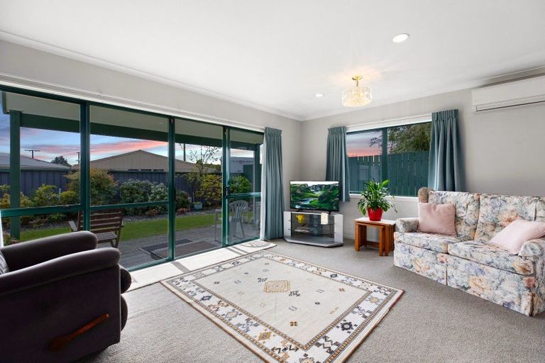 Photo of property in 591b Maunganui Road, Mount Maunganui, 3116