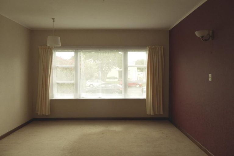 Photo of property in 27 Mitchell Street, Epuni, Lower Hutt, 5011