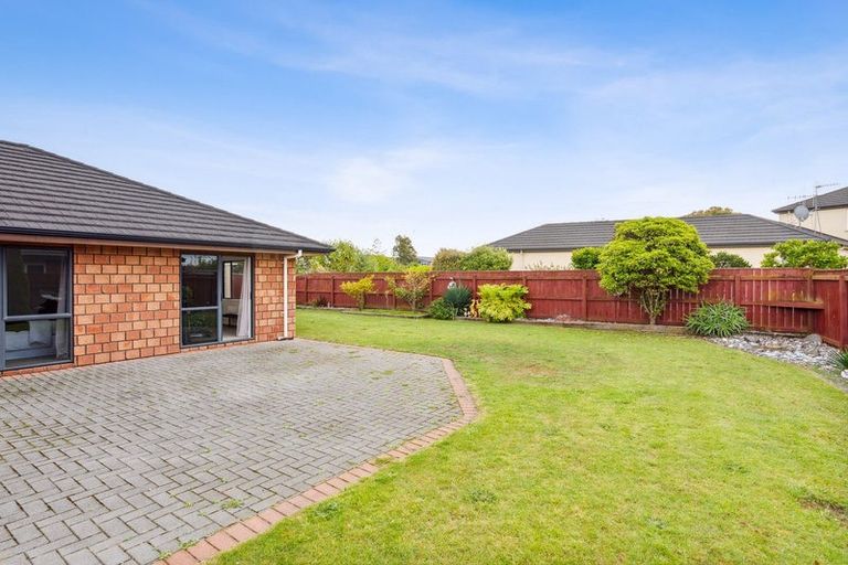 Photo of property in 170 Milne Drive, Paraparaumu, 5032