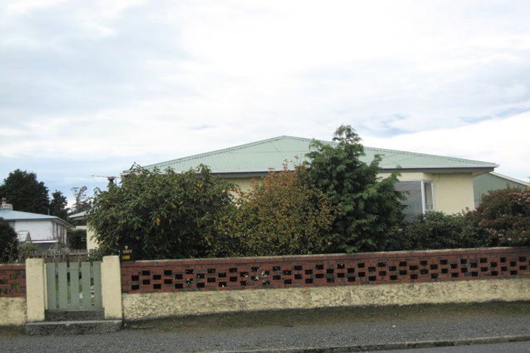 Photo of property in 9 Smith Street, Balclutha, 9230