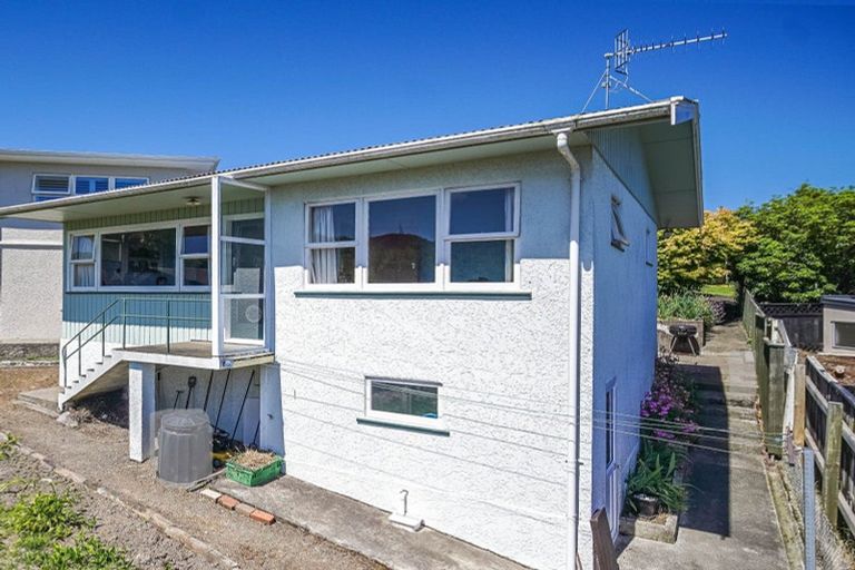 Photo of property in 2/5 Baigent Road, Enner Glynn, Nelson, 7011