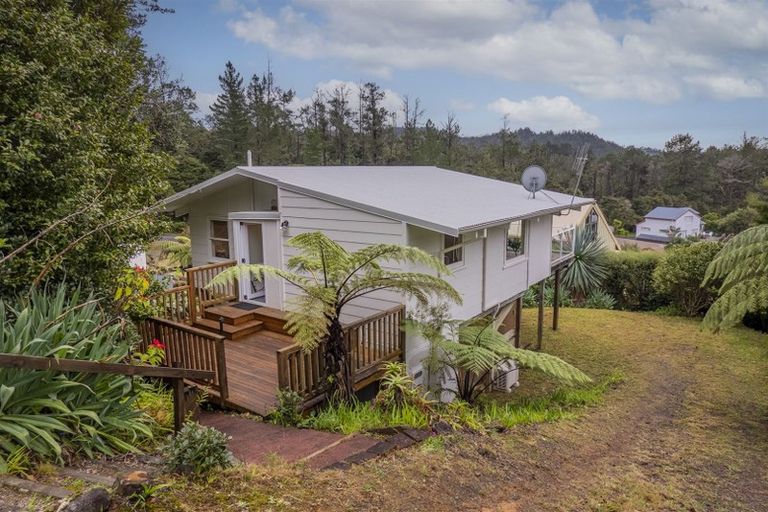 Photo of property in 58 Hinemoa Terrace, Tairua, 3508