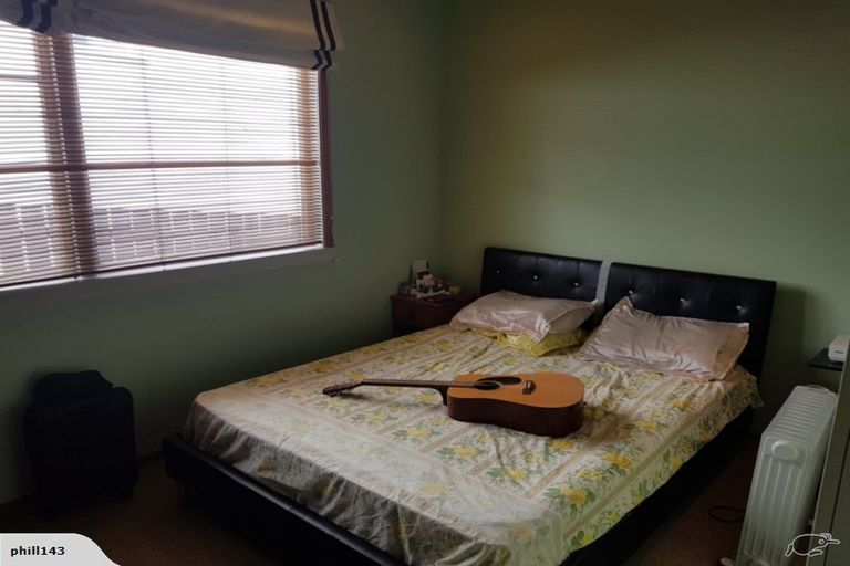 Photo of property in 233 Ohiro Road, Brooklyn, Wellington, 6021