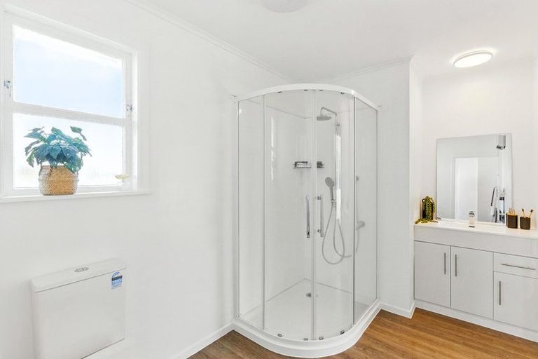 Photo of property in 49 Toru Road, Paraparaumu Beach, Paraparaumu, 5032