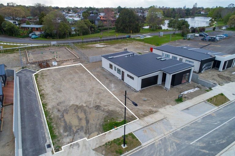 Photo of property in 40 Memorial Drive, Hokowhitu, Palmerston North, 4410