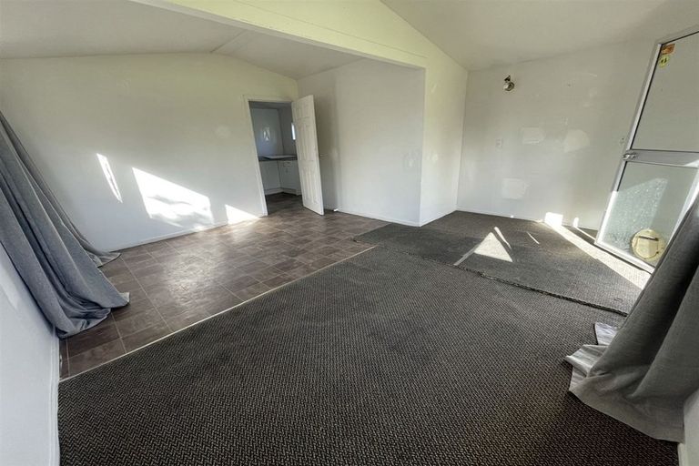 Photo of property in 339 Main Road, Huapai, Kumeu, 0810