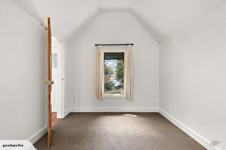 Photo of property in 7 Poplar Grove, Thorndon, Wellington, 6011