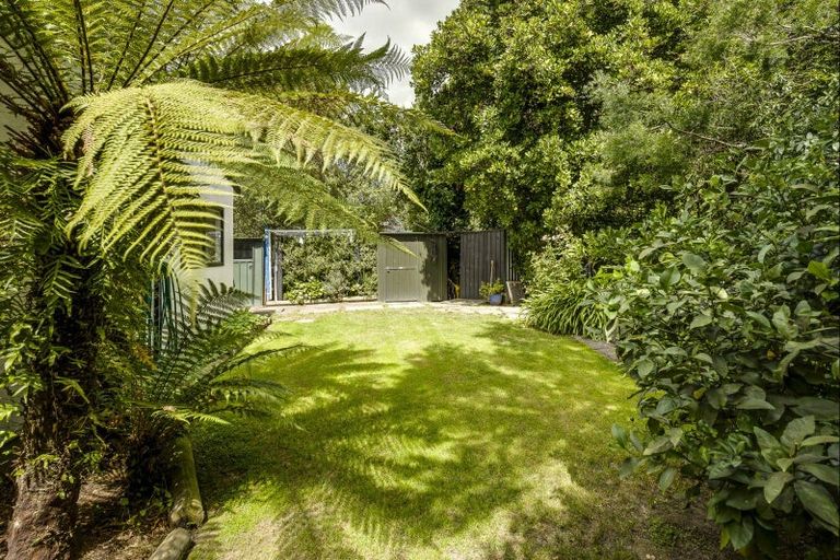Photo of property in 34 James Cook Street, Havelock North, 4130