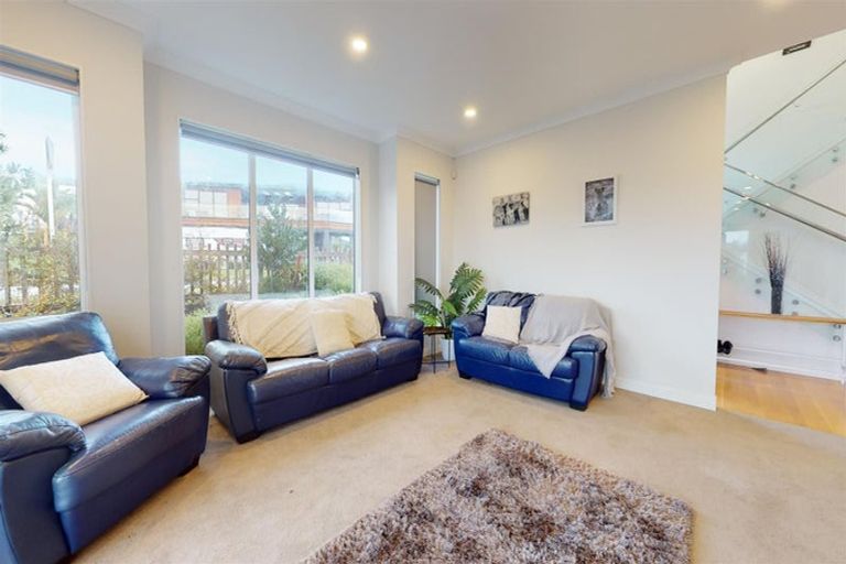 Photo of property in 2 Arriere Lane, Silverdale, 0932