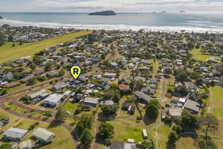 Photo of property in 33 Jubilee Drive, Pauanui, Hikuai, 3579
