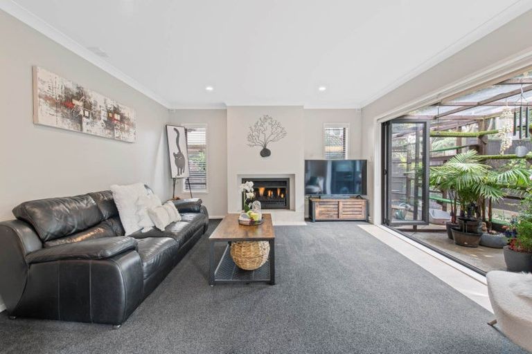 Photo of property in 78 Cyril French Drive, Flat Bush, Auckland, 2016