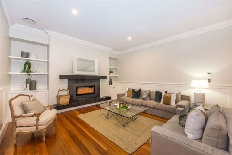 Photo of property in 30 Oak Valley Road, Dairy Flat, Albany, 0792