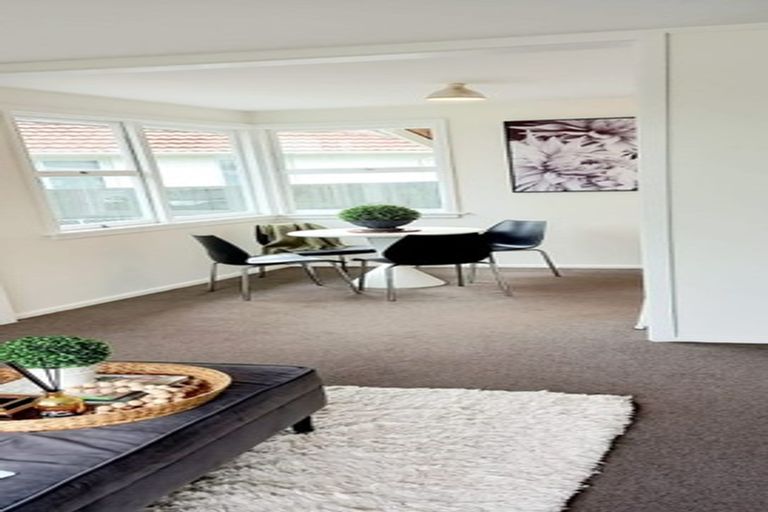 Photo of property in 32 West-watson Avenue, Hillmorton, Christchurch, 8025