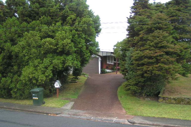Photo of property in 33 Lyttelton Avenue, Forrest Hill, Auckland, 0620