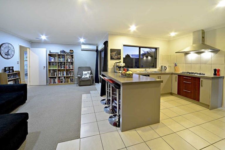 Photo of property in 4 Gordal Place, Flat Bush, Auckland, 2016
