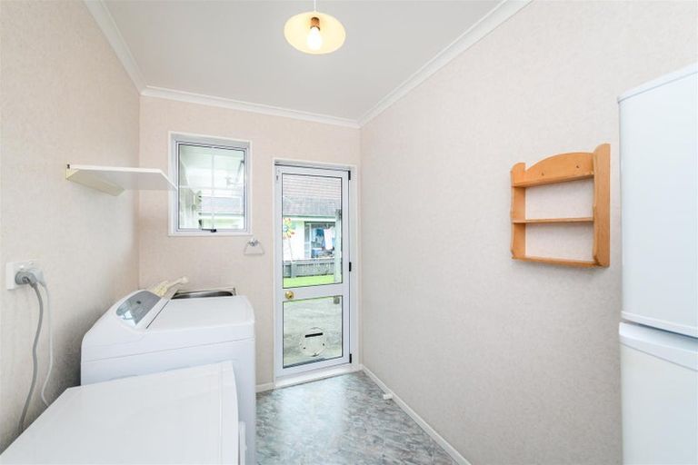 Photo of property in 12 Dunallen Avenue, Marton, 4710